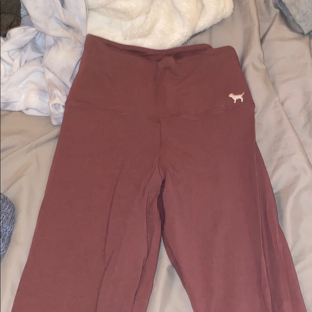 Victoria’s Secret PINK leggings
